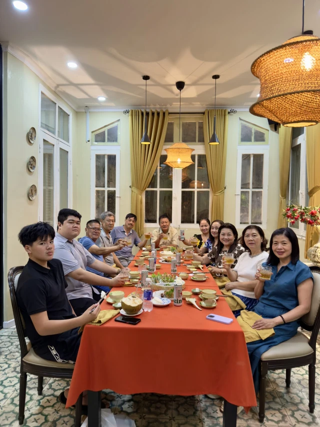Nhà hàng Tuấn Tú - Lý Văn Phức - không gian 4