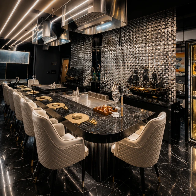 The Gu Teppanyaki & Hotpot - Trần Bình Trọng - không gian 1