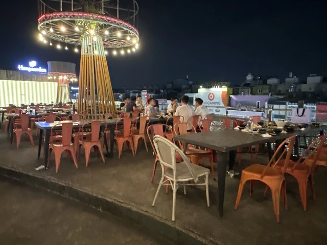 BA GÁC – Vietnamese Grill & Beer – Quang Trung - không gian 3