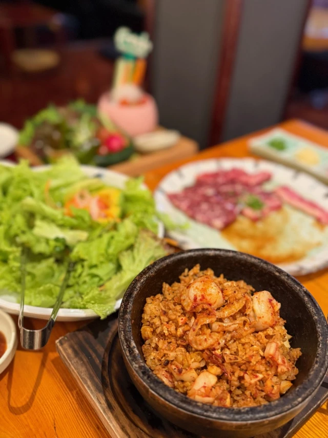 Gyu Shige Ngưu Phồn - Nguyễn Thị Minh Khai
