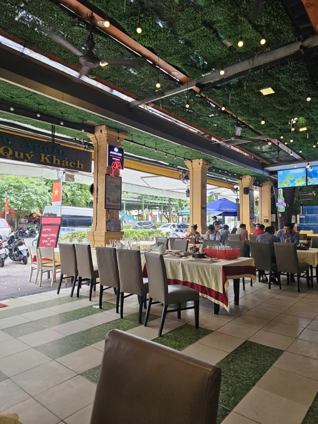 Việt Phố - Lê Quý Đôn - không gian 5