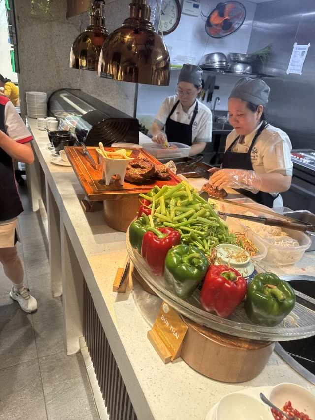 Hoàng Yến Buffet Premier - Nguyễn Đình Chiểu