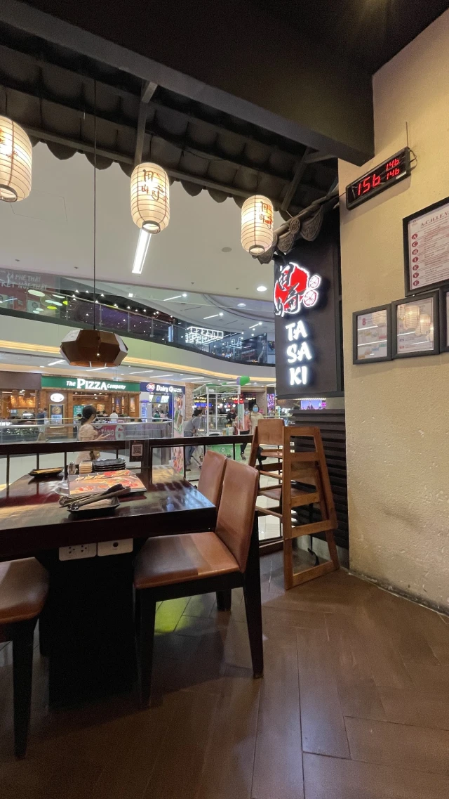 Tasaki BBQ - Vạn Hạnh Mall - không gian 6