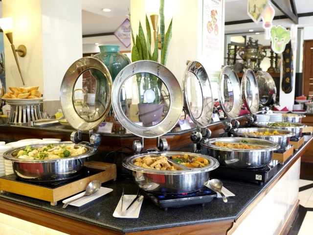 Buffet Chay Cỏ Nội - Khách Sạn Bông Sen