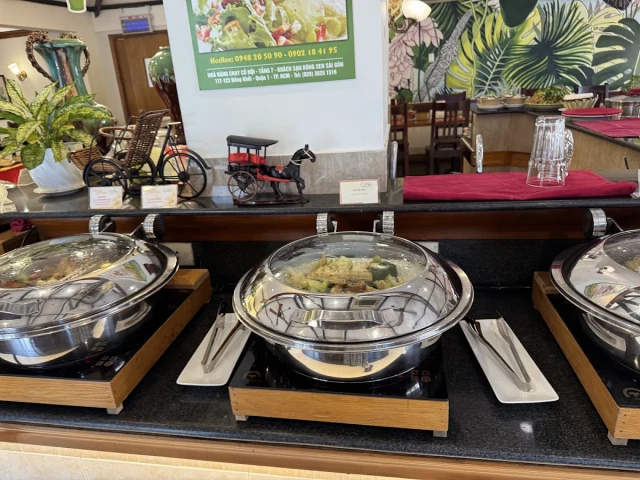 Buffet Chay Cỏ Nội - Khách Sạn Bông Sen