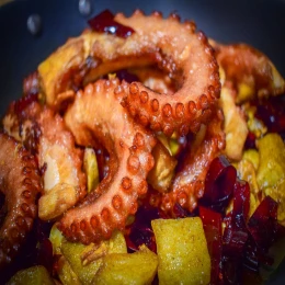 Bạch tuộc xào cay