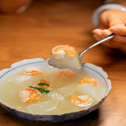 Canh bí đao nấu tôm khô