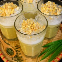 Chè đậu xanh đánh