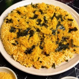 Cơm cháy chà bông từ cơm nguội