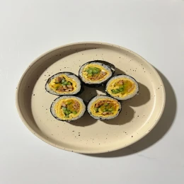 Cơm cuộn rong biển