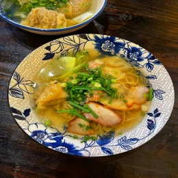 Mì hoành thánh