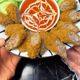 Nem chua rán tự làm từ giò sống và bì