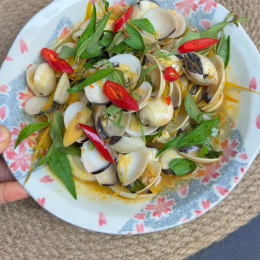 Ngao sốt Thái xoài xanh