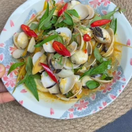 Ngao sốt Thái xoài xanh