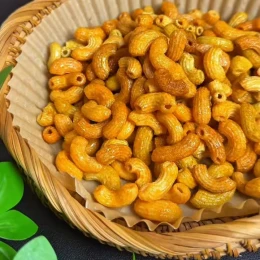 Nui sốt bơ phô mai