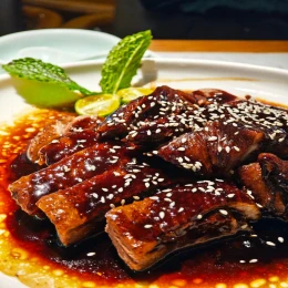 Sườn non rim mặn ngọt