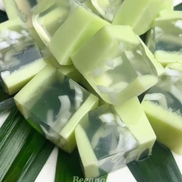 Thạch dừa hai lớp lá nếp nguyên trái
