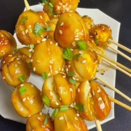 Trứng cút lắc phô mai