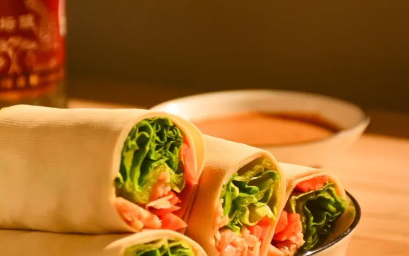 cá hấp cuốn bánh tráng