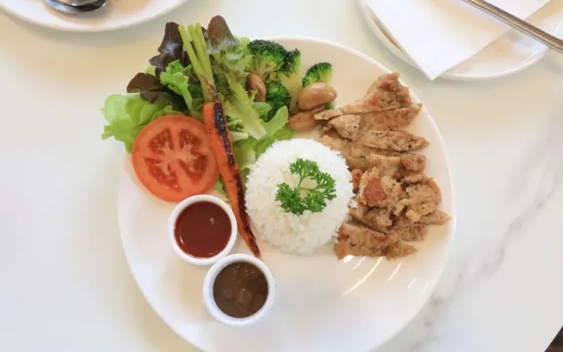 giờ ăn hợp lý
