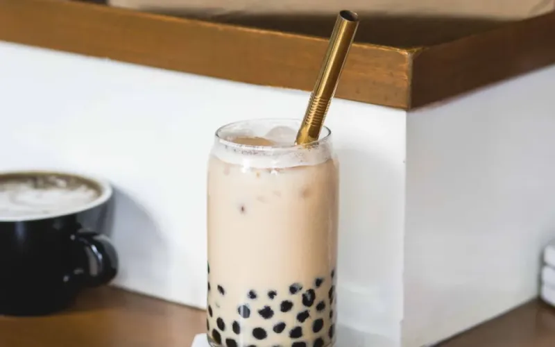 tr&acirc;n ch&acirc;u đường đen