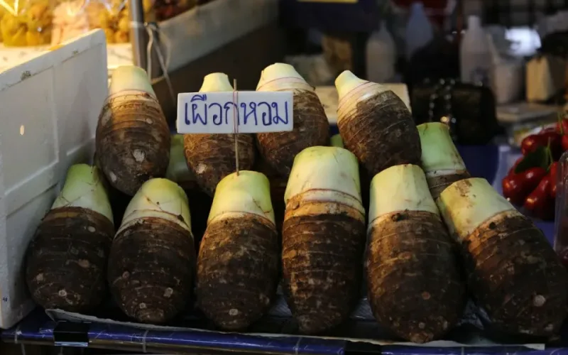bò hầm khoai môn