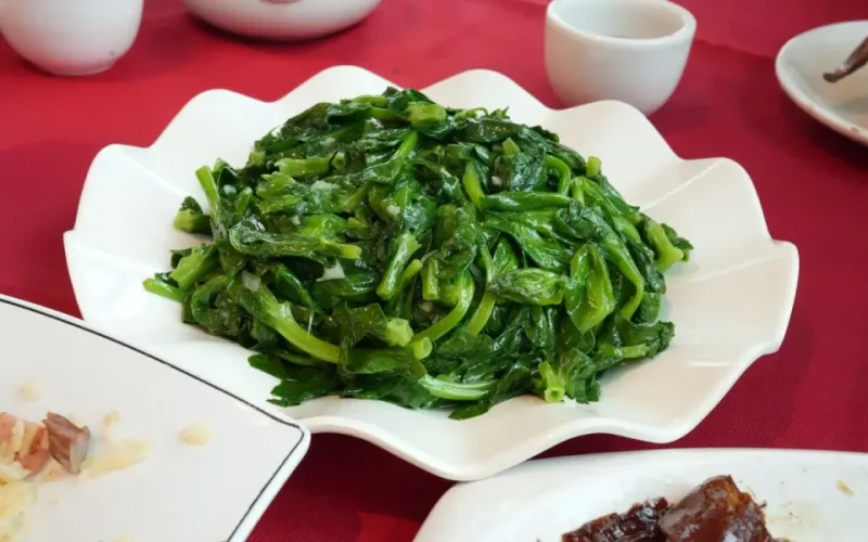 thịt kho trứng