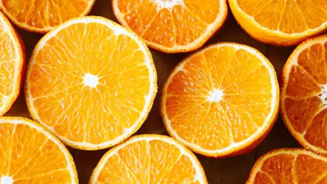 Ăn cam mỗi ngày có tốt không? 7 lý do nên ăn và cách ăn đúng