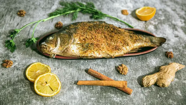 Bí quyết nấu cá ngon: mẹo kho, chiên, hấp, nướng không tanh