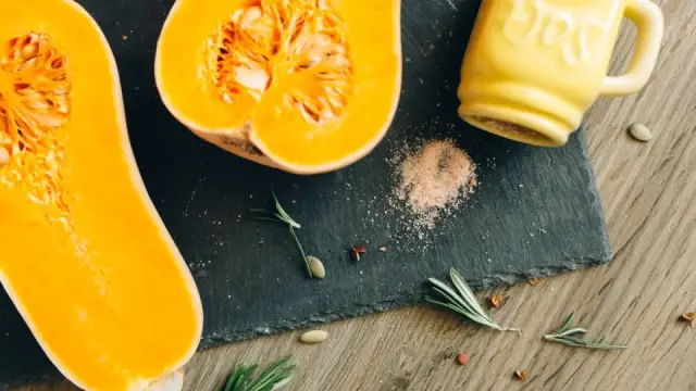 Dưỡng chất trong bí đỏ: 3 nhóm chất quý và cách nấu giữ trọn