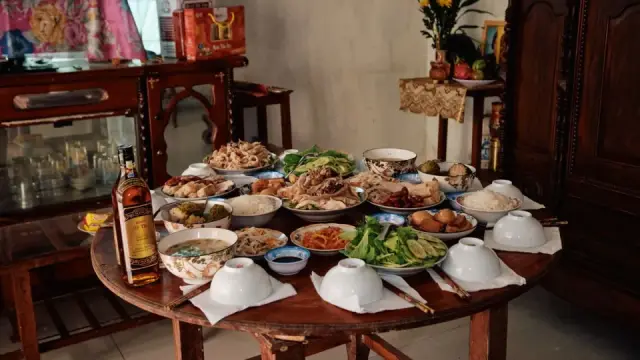 Mâm cỗ Tết miền Nam: 10 món truyền thống cho ngày sum vầy