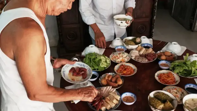 M&oacute;n ngon ng&agrave;y Tết: 6 m&oacute;n mặn đổi vị cho m&acirc;m cỗ th&ecirc;m r&ocirc;m rả