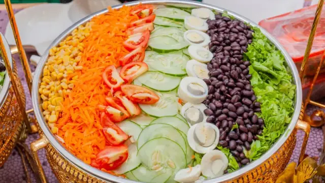 Salad rau củ ng&agrave;y Tết: 6 m&oacute;n nhẹ bụng, giải ngấy m&acirc;m cỗ