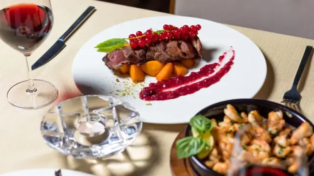Thực đơn kiểu Tây tặng mẹ ngày 20/10: 4 món sang mà dễ nấu