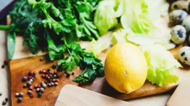 Thực phẩm tốt cho thai nhi: dưỡng chất mẹ bầu cần và món gợi ý