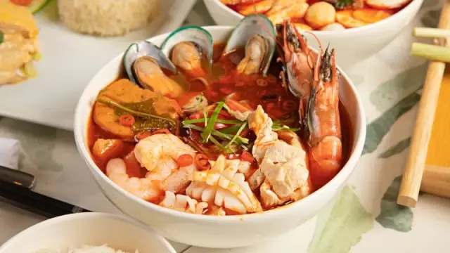 Tiệc tất ni&ecirc;n với bạn b&egrave;: thực đơn 5 m&oacute;n dễ l&agrave;m, vui v&agrave; no say