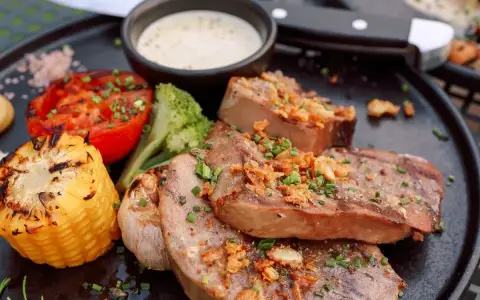 Gent Steak - Hoàng Cầu
