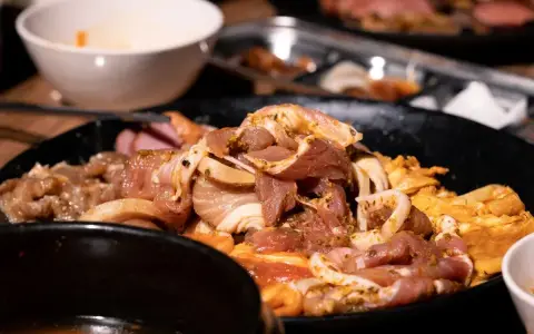 Meat Plus - Giảng Võ
