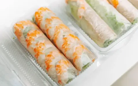 Chả cá Hàng Sơn - Hoàng Đạo Thuý