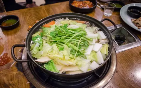 Lẩu Nấm Gia Khánh - Dương Nội