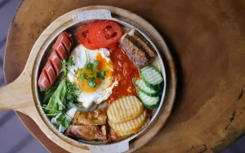 Quán Nhậu Bee Beer (Dê + cũ) - Yên Lãng