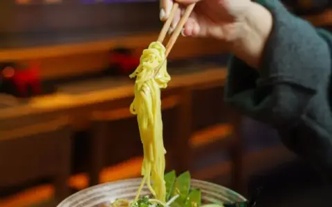 Aozora Sushi - Thụy Khuê