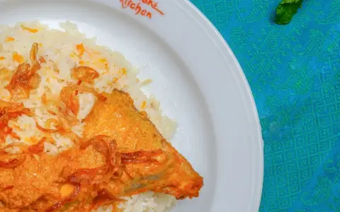 Kombo - Cơm Niêu Singapore - Trần Đại Nghĩa