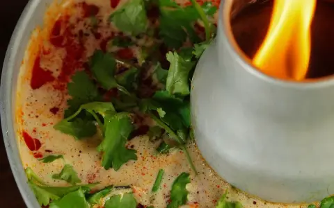 Lạ Quán - Hàng Lược