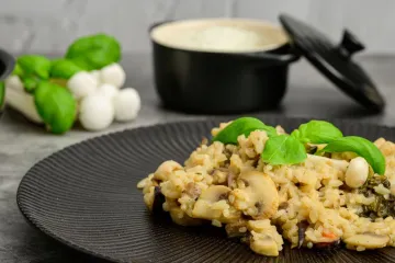 Risotto nấm húng quế