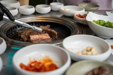 Thịt nướng Hàn và món phụ