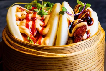 Bánh bao kẹp thịt