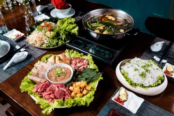 Nguyên liệu lẩu và rau tươi