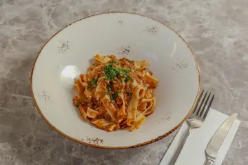 Mì Ý bolognese