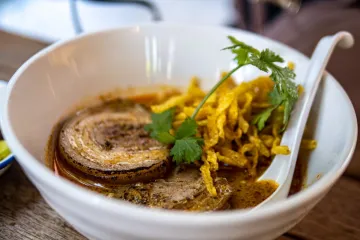 Khao soi mì cà ri